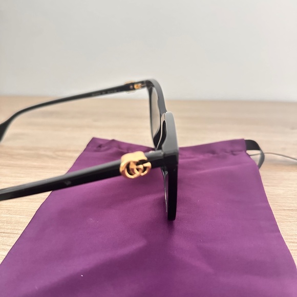 Gucci sunglasses main image 5
